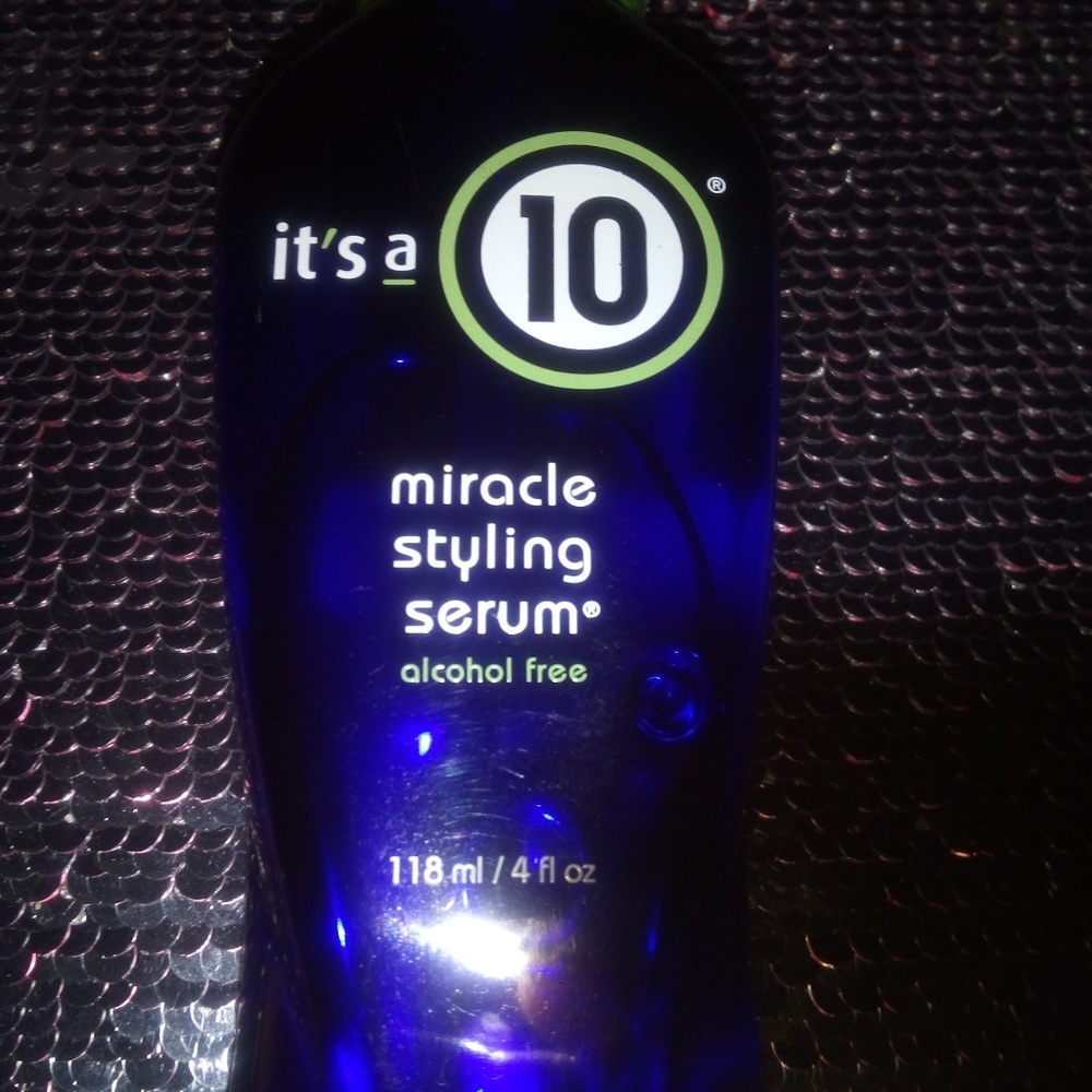 NWT Miracle Styling Serum